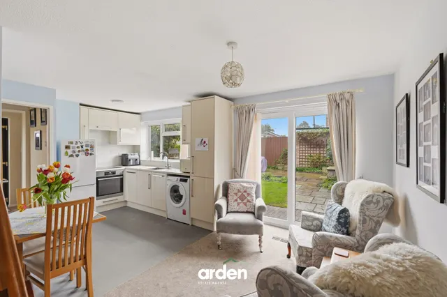 Halifax Drive, Worcester, WR2, photo 2