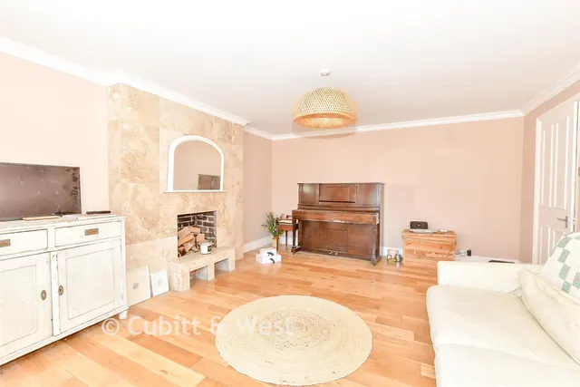 South Terrace, Littlehampton, BN17, photo 3