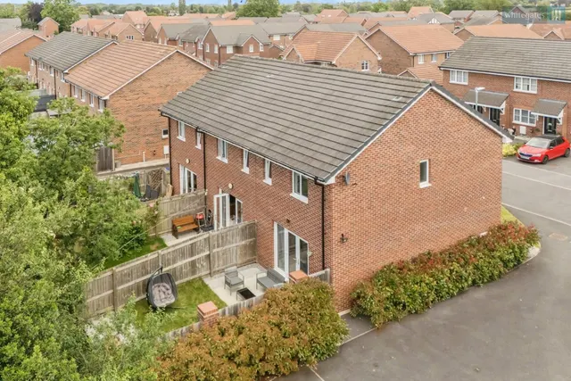 Cubitt Close, Willaston, CW5, photo 3