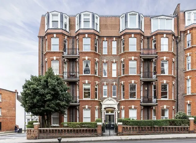 West End Lane, West Hampstead, NW6, photo 1