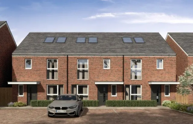 Cam, Dursley, GL11, photo 1