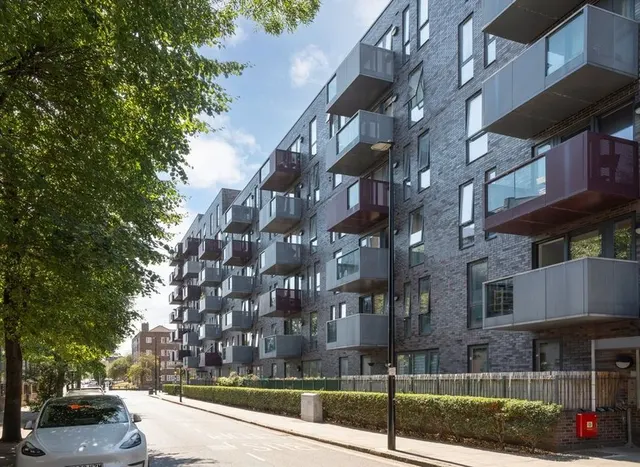 Harford Street, Stepney, E1, photo 1