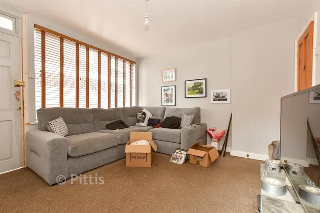Melville Street, Ryde, PO33, photo 2