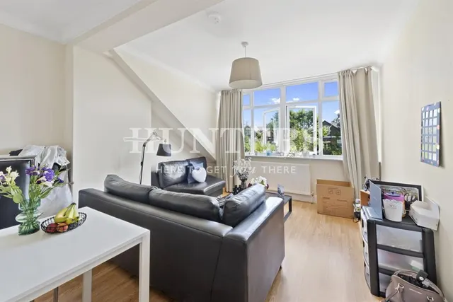 Hilltop Road, London, NW6, photo 1