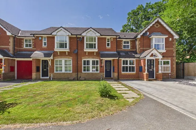 Temple Row Close, Leeds, West Yorkshire, LS15, photo 1