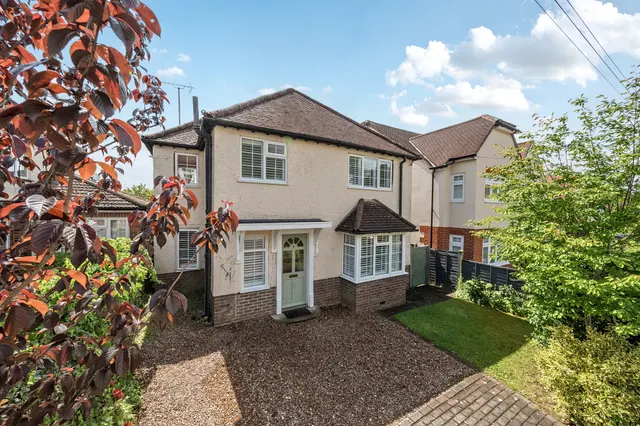 High Park Road, Farnham, GU9, photo 1
