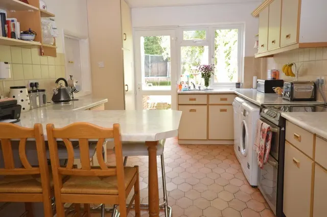 Howlands, Welwyn Garden City, AL7, photo 2