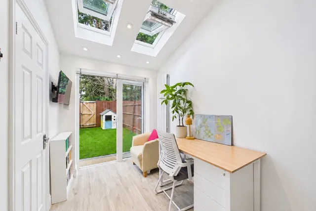 St. Georges Close, Leighton Buzzard, LU7, photo 3