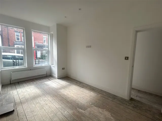 Photo 2 — Richmond Mount, Leeds, West Yorkshire, LS6