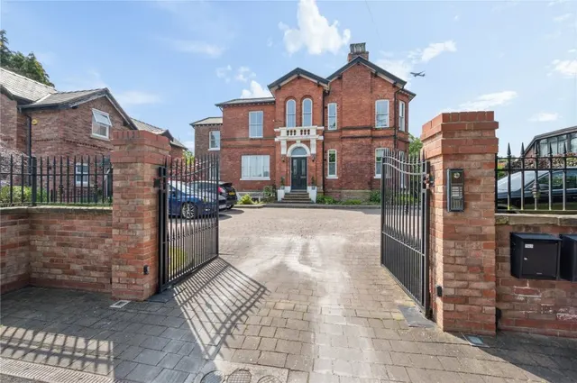 Grange Park Road, Cheadle, photo 1