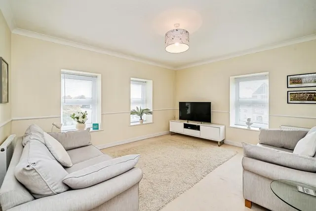 Pipit Gardens, Aylesbury, HP19, photo 2