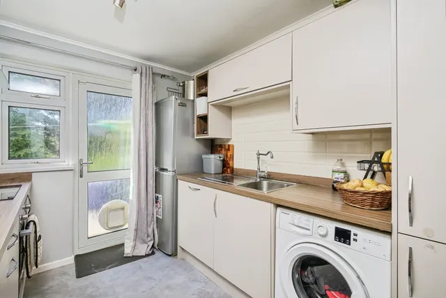 Thirlmere Gardens, Derriford, PL6, photo 2