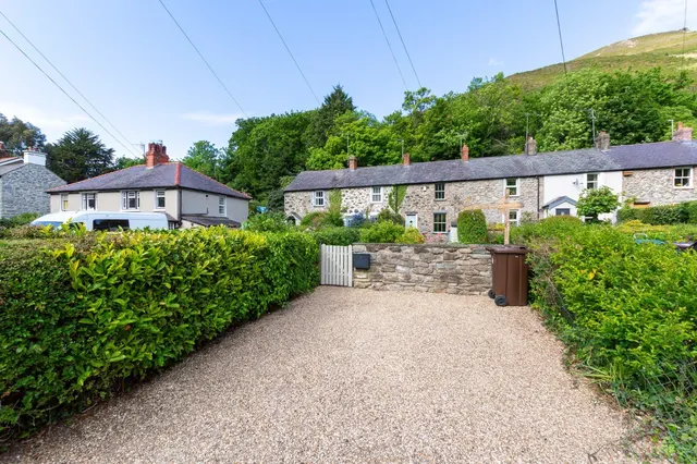Glyn Terrace, Dwygyfylchi, LL34, photo 1