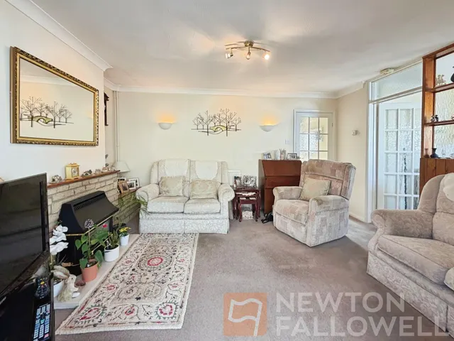 Salisbury Road, Werrington Village, PE4, photo 3