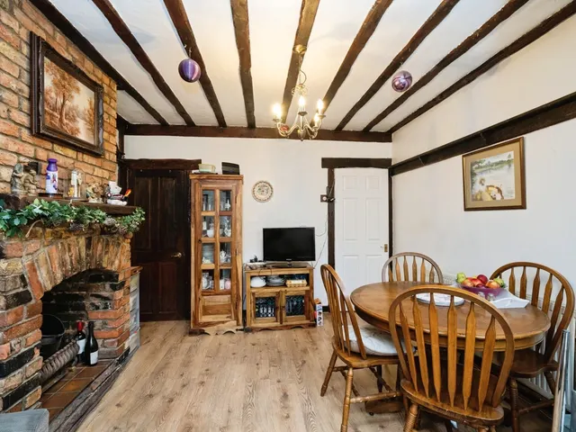 Douglas Road, Hornchurch, RM11, photo 3