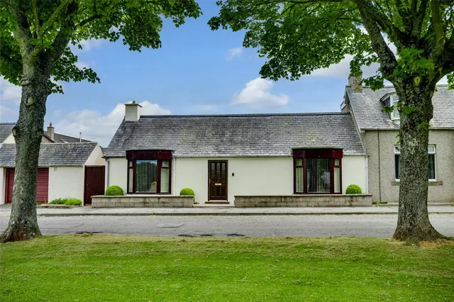 Kinnear Square, Laurencekirk, AB30, photo 1