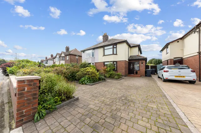 Orford Green, Warrington, WA2, photo 1