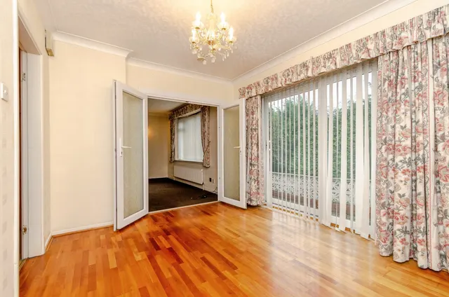 Photo 2 — Goldthorne Avenue, Cannock