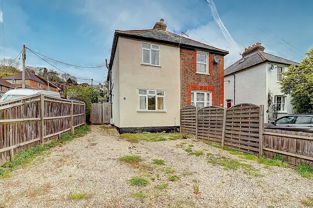 Lane End Road, High Wycombe, HP12, photo 1
