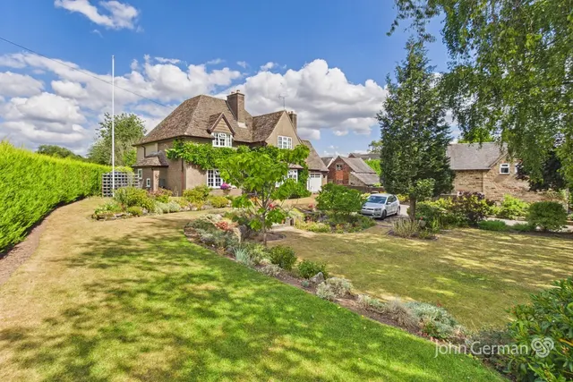 Dove Street, Ellastone, photo 2