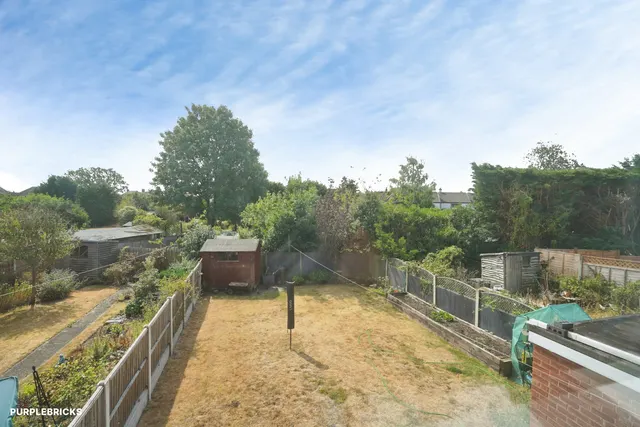 Micklehome Drive, Burton-On-Trent, DE13, photo 2