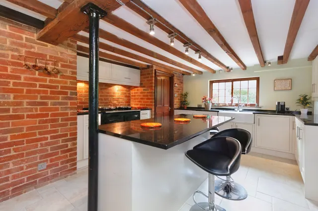 Den Lane, Collier Street, TN12, photo 3