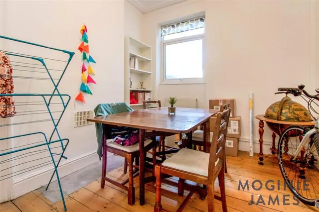 Mackintosh Place, Roath, CF24, photo 3
