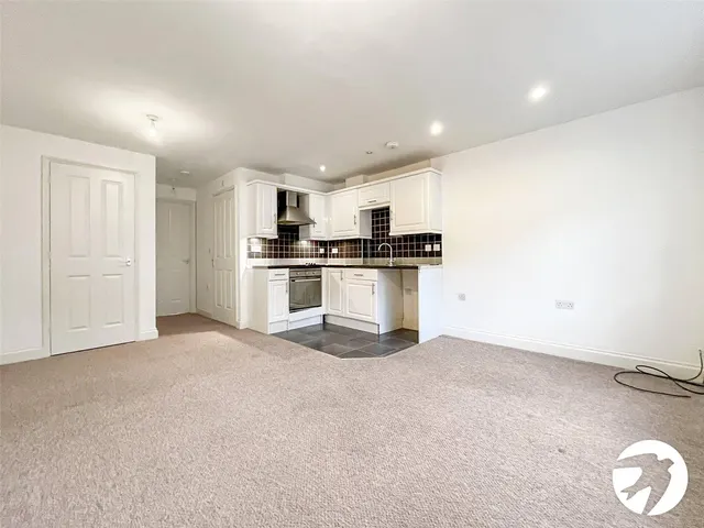 Trafalgar Street, Gillingham, ME7, photo 2