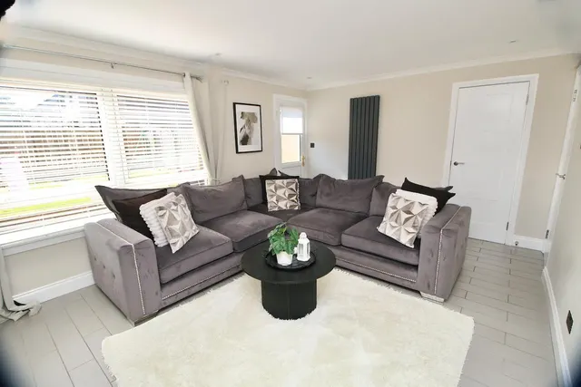 Pine Close, Cumbernauld, G67 3BA, photo 1