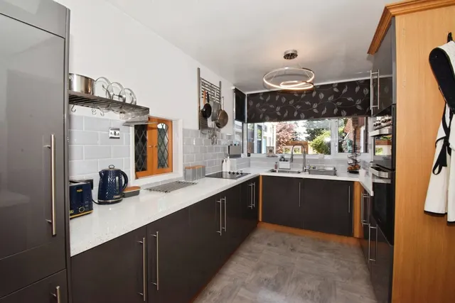 Woodgate Drive, Birstall, LE4, photo 3