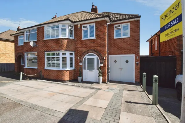 Woodgate Drive, Birstall, LE4, photo 1