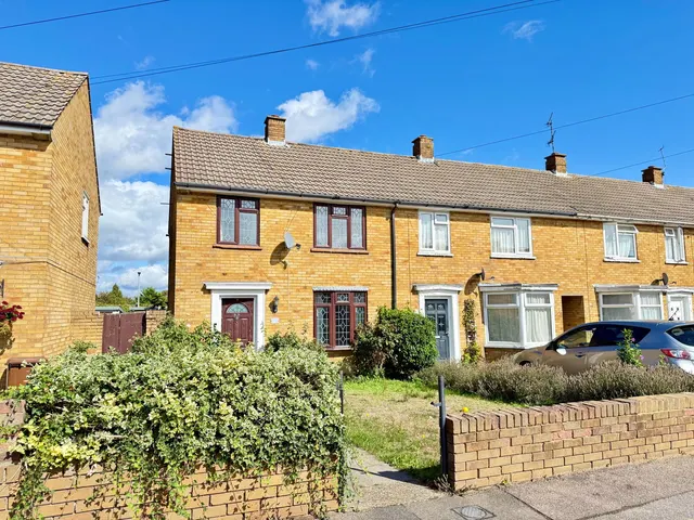 Winchester Way, Rainham, photo 1