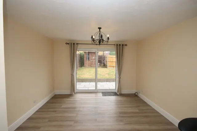 Trent Avenue, Flitwick, MK45, photo 3