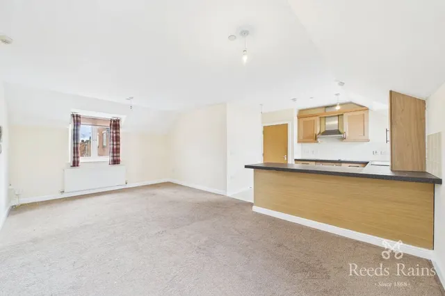 Barleycroft Lane, Dinnington, S25, photo 3