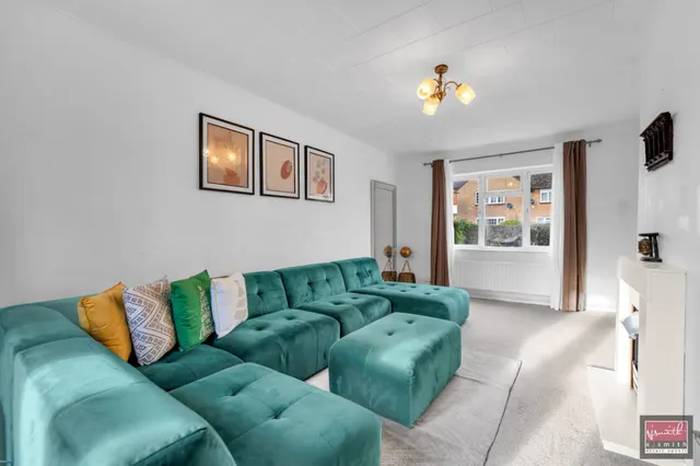 Cambria Gardens, Stanwell, photo 2