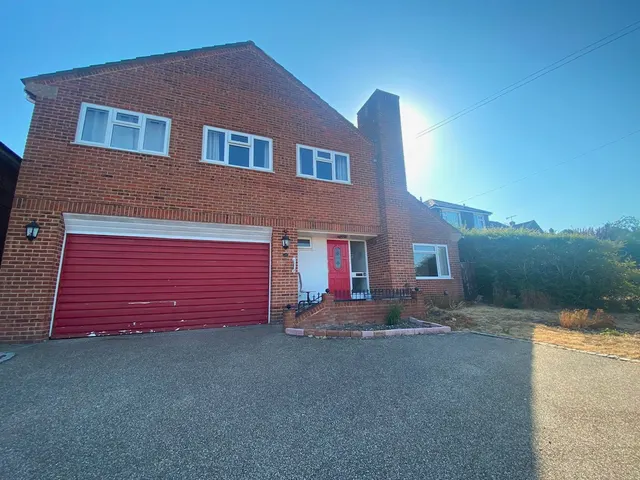 Potters Way, Laverstock, photo 1