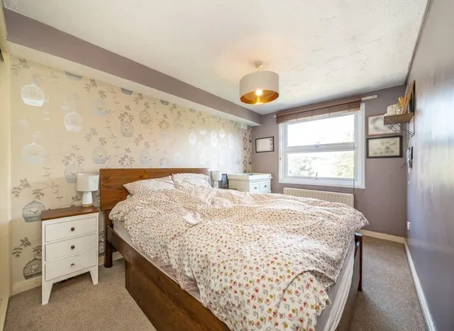 Photo 3 — Earlston Grove, Homerton, E9
