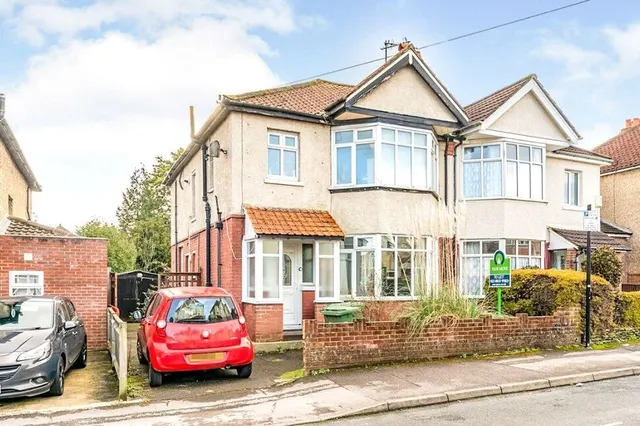 Blenheim Gardens, Southampton, SO17, photo 1