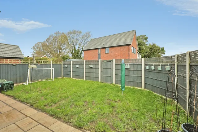 Photo 3 — Bridge Close, Great Witchingham, Norwich