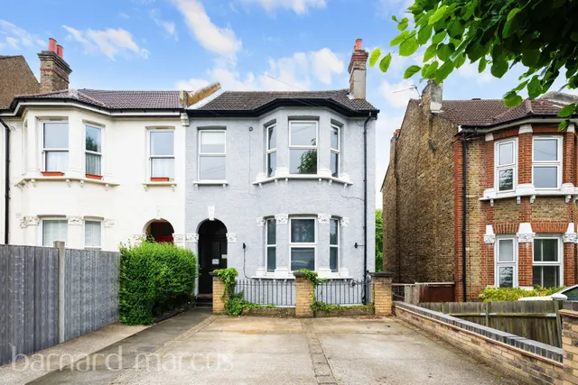 Avondale Road, South Croydon, CR2, photo 1