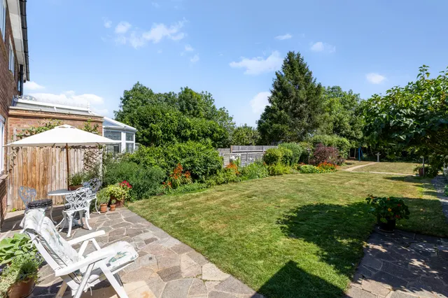 Photo 3 — Bullhead Road, Borehamwood, WD6