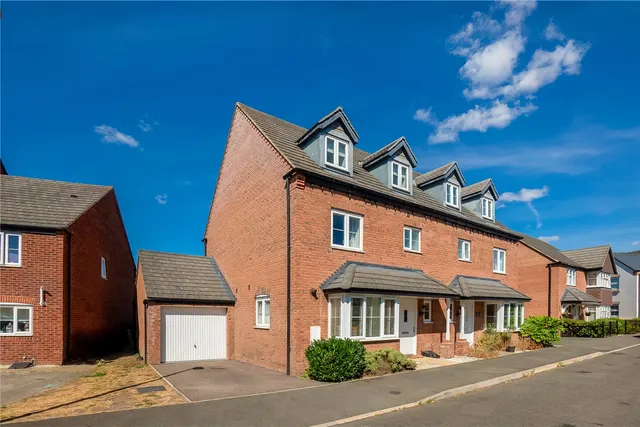 Roebuck Road, Bishopton, Stratford-upon-Avon, Warwickshire, CV37, photo 1
