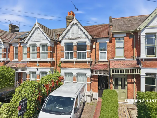 Gordon Road, Woodford, E18, photo 1