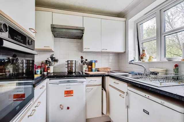 Mill Stream Court, Abingdon, OX14, photo 3