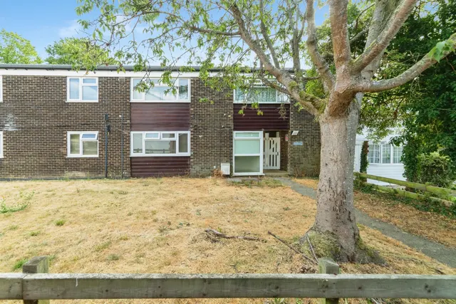 Lonsdale Road, Stevenage, photo 1