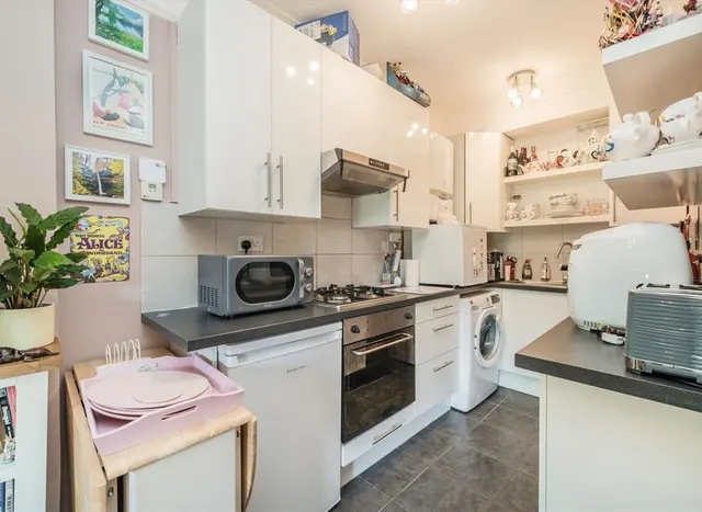 Photo 3 — Madeley Road, Ealing, W5