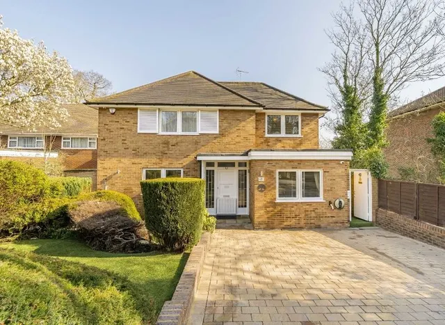 The Ridings, Ealing, W5, photo 1