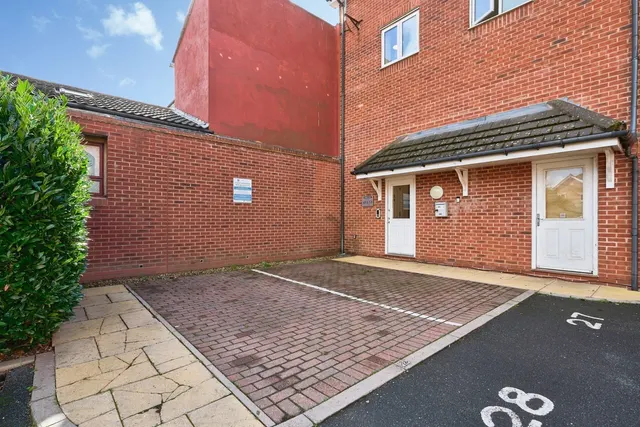 Cobden Street, Wednesbury, WS10, photo 3