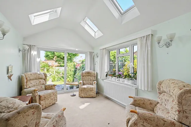 Photo 2 — Church Road, Pitstone, Leighton Buzzard