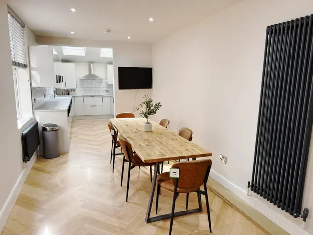 Rusholme Place, Rusholme, M14, photo 1